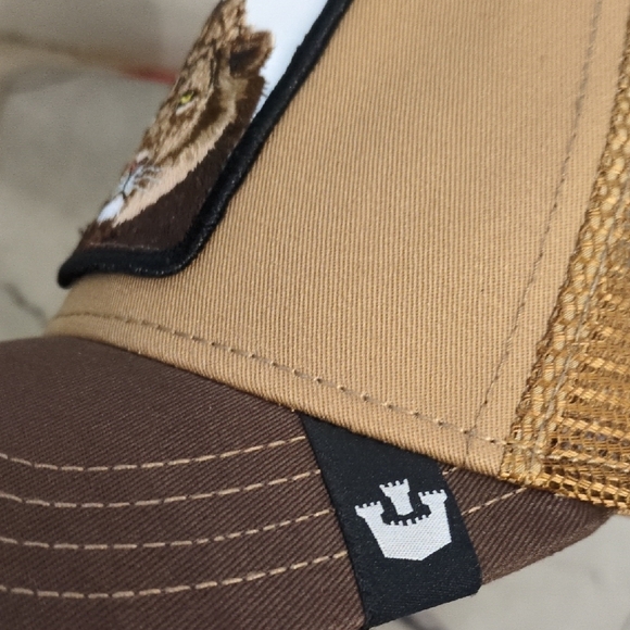 Goorin Bros Tan and Brown Lion Patch Hat - Picture 4 of 5